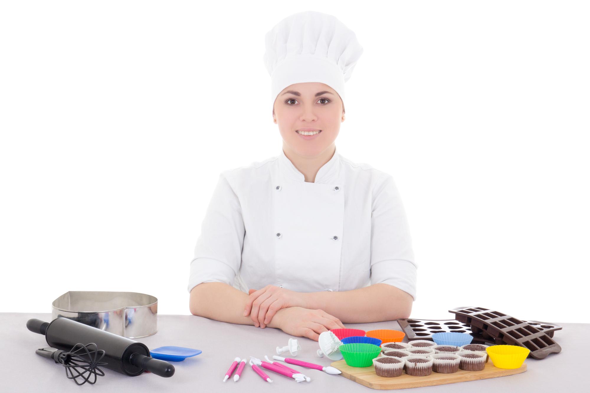 Foto docente di pasticceria durante lezione